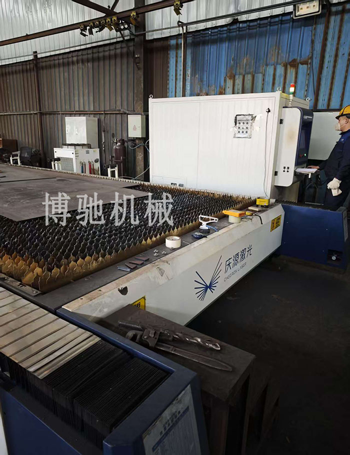 12000W�����и��